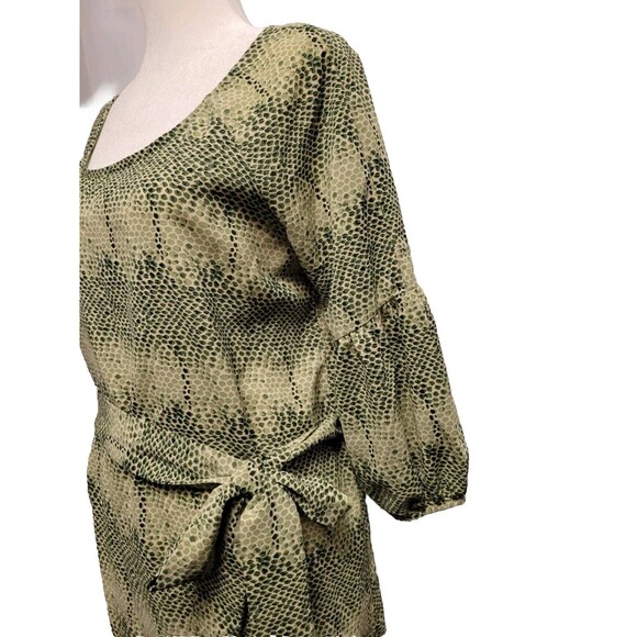 BCBGMaxazria Blouse Womens Medium Tie Waist Puff Sleeve Green Snake Print - Picture 2 of 9